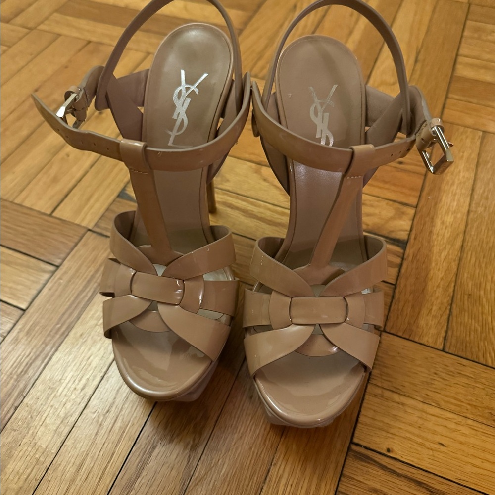 Saint Laurent Tribute Platform Sandals in Patent Leather